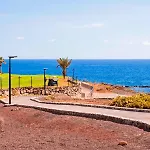 Exclusive Oceanfront With Pool & Golf Views Дом отдыха *