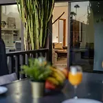 Exclusive Oceanfront With Pool & Golf Views * Сан Мигель