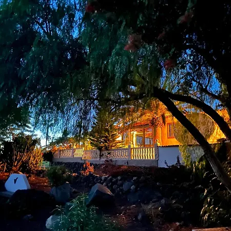 Oceanfront - Amarilla Breeze Semesterbostad