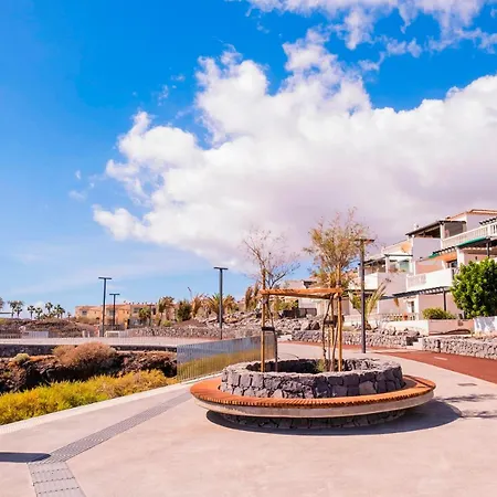 Oceanfront - Amarilla Breeze