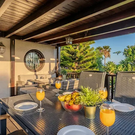 Exclusive Oceanfront With Pool & Golf Views Сан Мигель