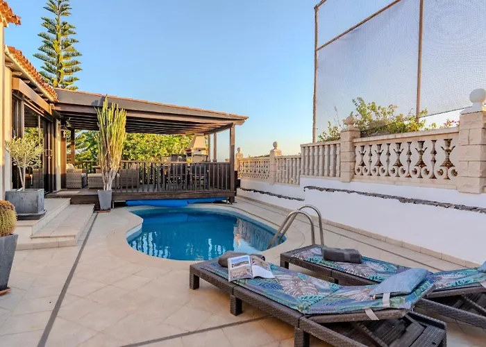 Oceanfront - Amarilla Breeze *