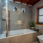 Nyaraló Exclusive Oceanfront With Pool & Golf Views San Miguel de Abona