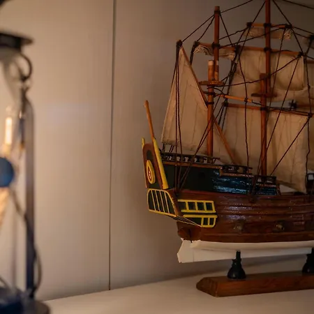 Oceanfront - Amarilla Breeze