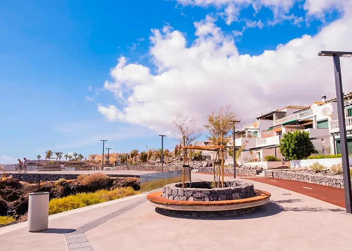 Oceanfront - Amarilla Breeze