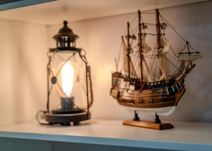 Oceanfront - Amarilla Breeze